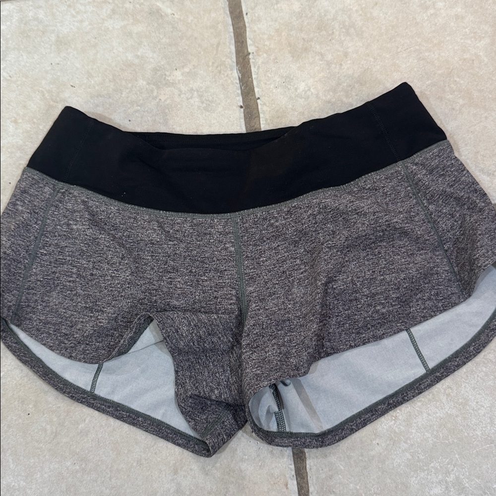 Lululemon - Picture 3 of 4